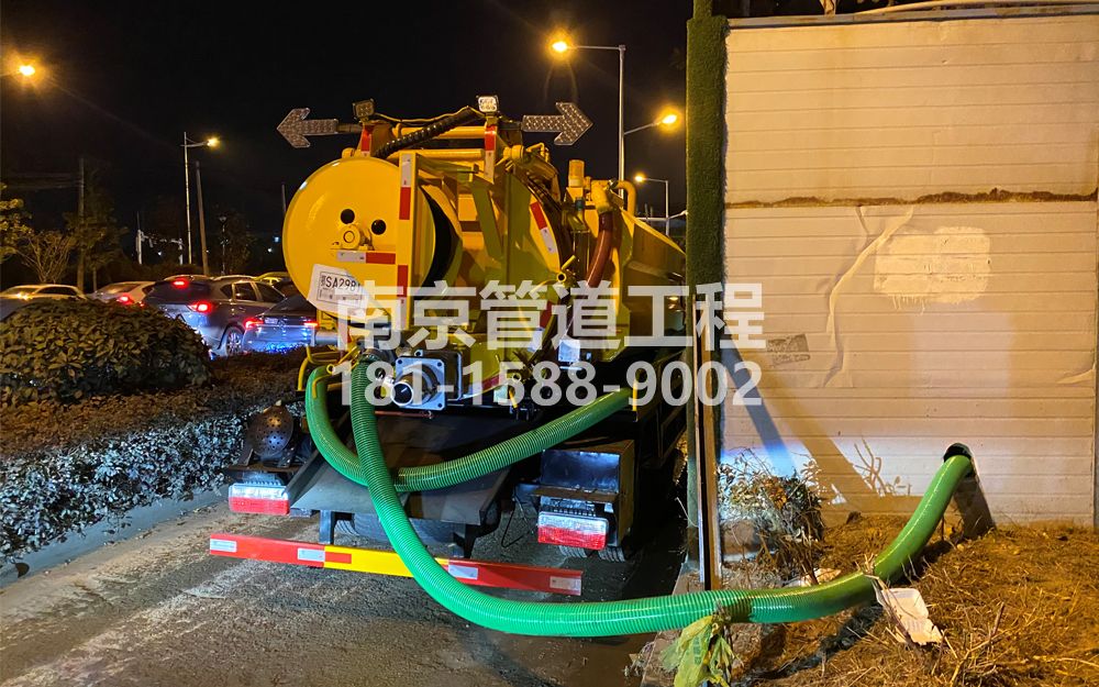 266五星临时工地抽粪