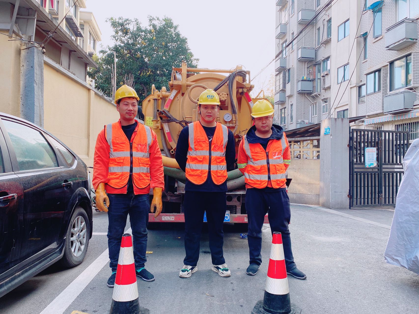 五星南京某小区管道清淤检测施工